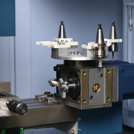 Small CNC Machine center VMC220 (5)