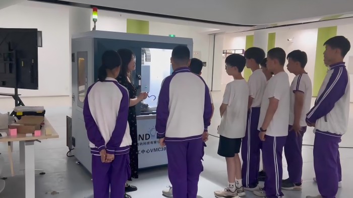 How to Use a Five-Axis CNC Milling Machine to Sculpt Iron Man in a Maker Space