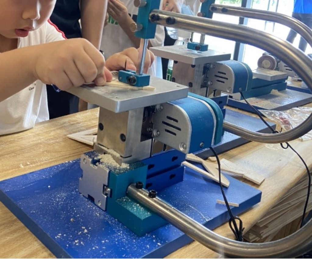 Mastering Precision: How to Set Up Your Tailstock on a Manual Lathe