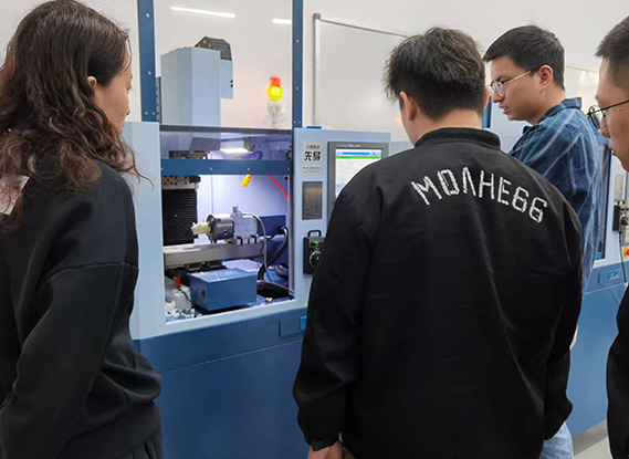 The small machining center ushers in a new era of machining