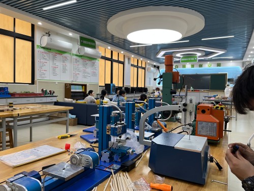 The Top 10 Pitfalls Newcomers Face When Purchasing CNC Machines for Educational Use and How to Avoid Them