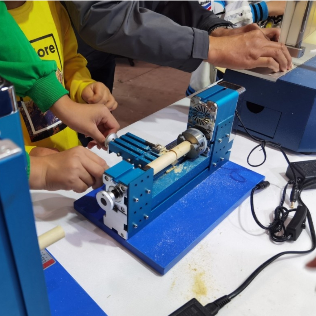 1764228898651998.jpg lathe (7).jpg